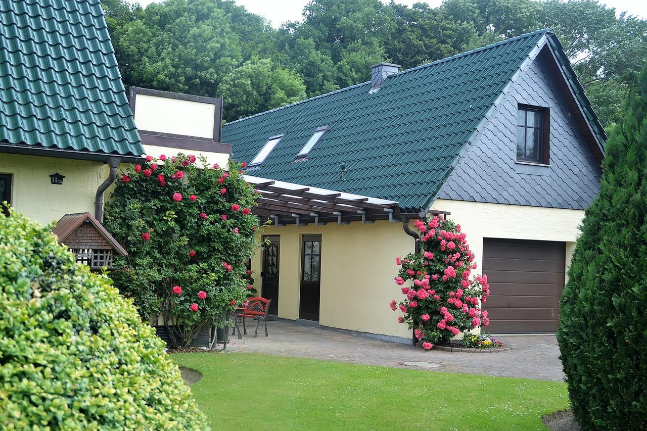 Ferienwohnung 2 Bei Familie Saupe Schaprode Exterior photo